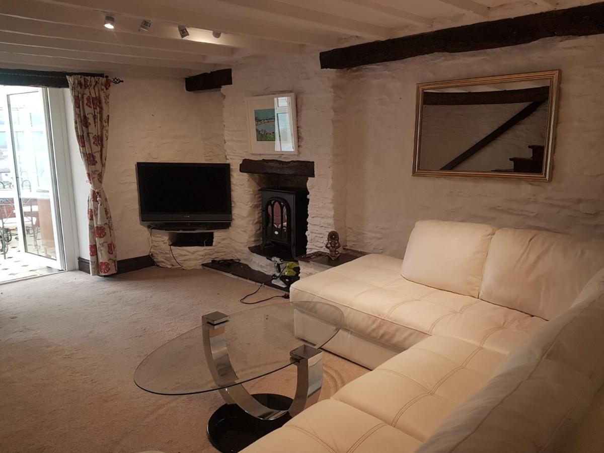 Crown House Villa Llansanffraid Glan Conwy Dış mekan fotoğraf
